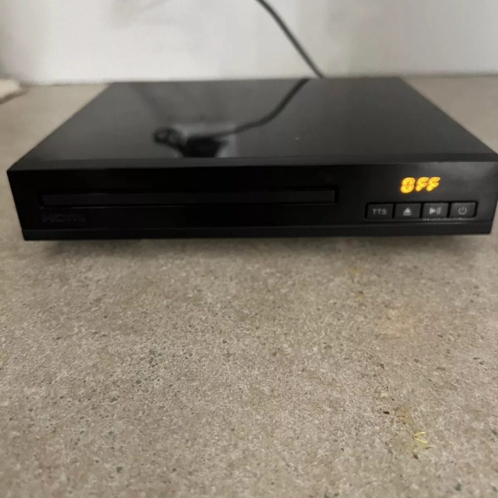 ONN. HDMI DVD PLAYER W/TTS MODEL: 10008761 NO REMOTE
